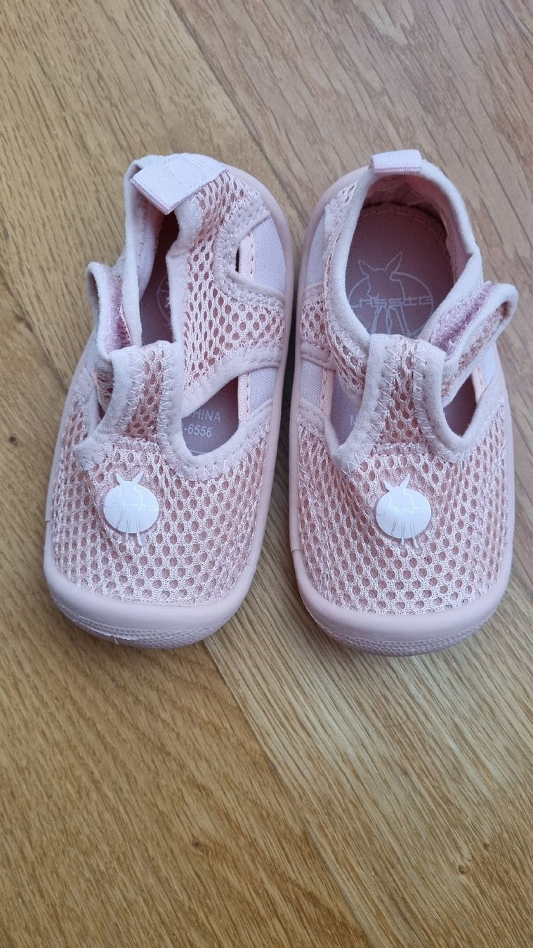 Scarpe per ragazzi: Badeschuhe Lässig  Gr. 21,  rosa, neu – Nuovo (secondo la descrizione) da Rorschach venduto da Hati.Og