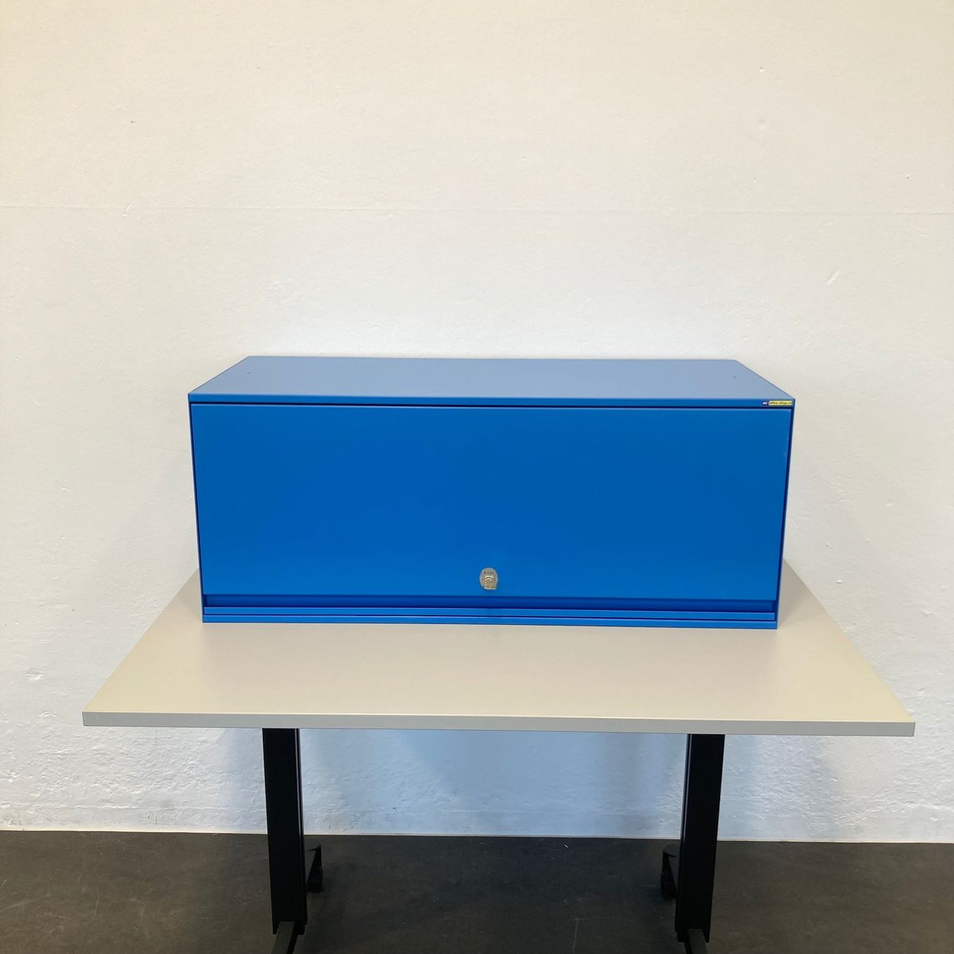 Lista Armadi: Lista Office LO Locker Modul Blau mit Schlüssel – Usato da Schönenwerd venduto da mcofficeshop