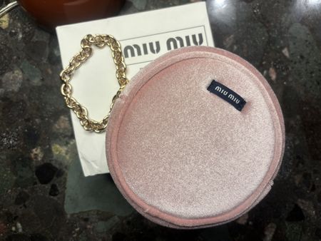100% ❤️Miu Miu Pink Velvet Gold Pouch
