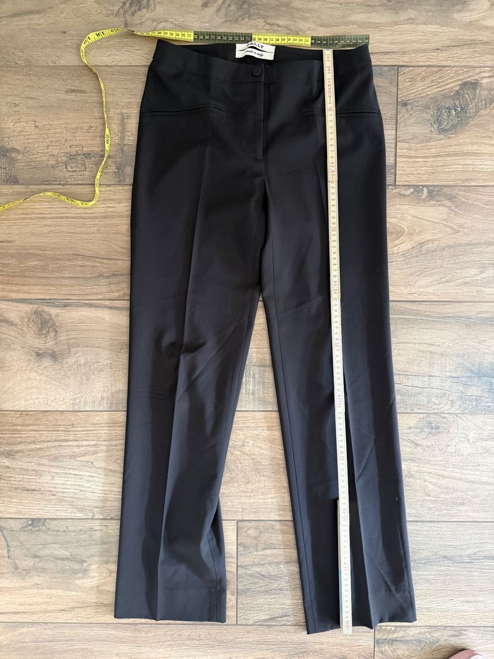 Completi & Tailleur: Bally Hosenanzug 34 – Usato da Brugg AG venduto da Simone28 2