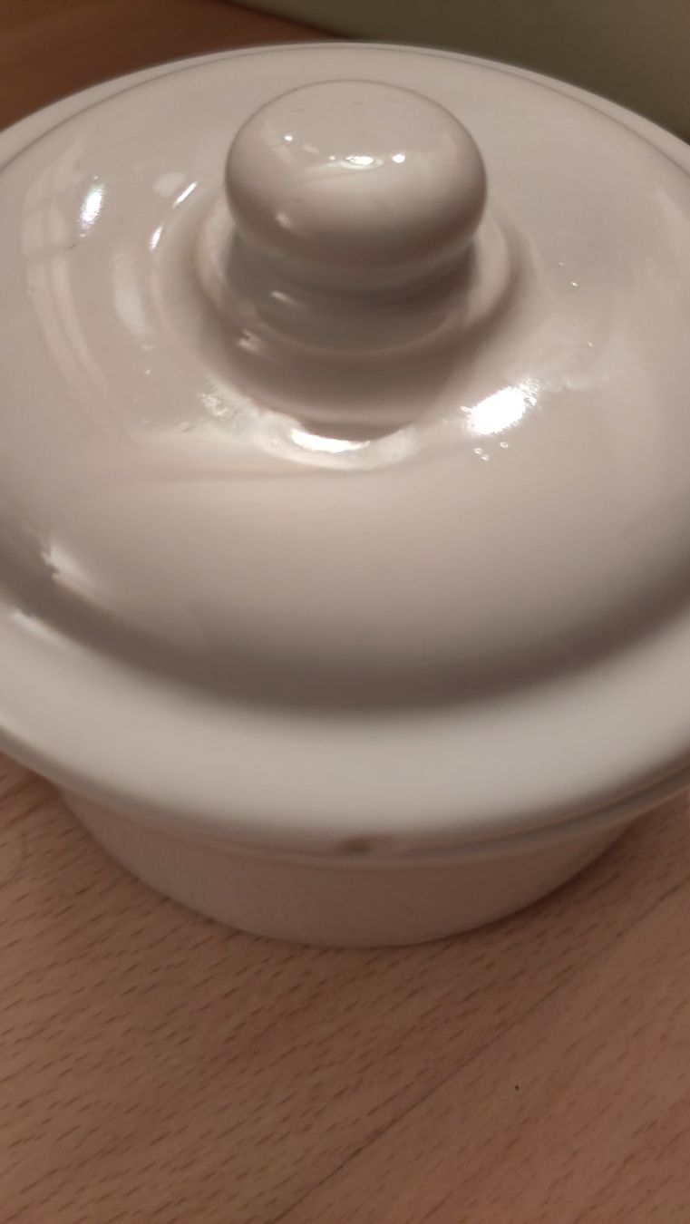 Backformen: 3 weisse Keramik Aulaufformen mit Deckel – Neu (gemäss Beschreibung) aus Bassersdorf von Narvik2000 2