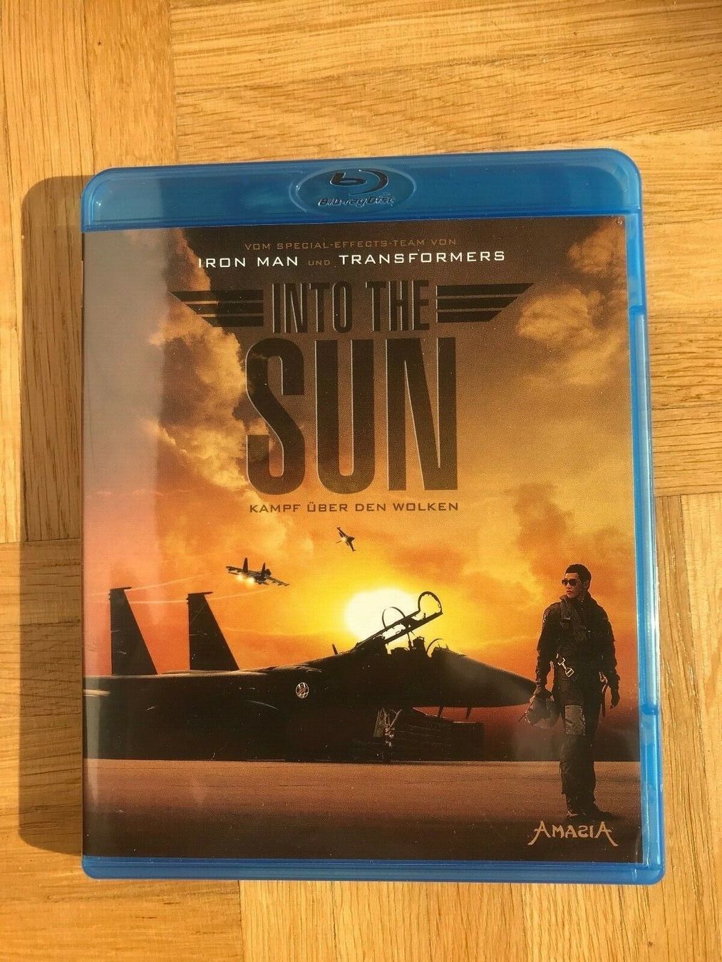 Tutti i DVDs: Into the Sun: Kampf über den Wolken - Blu-ray – Nuovo (secondo la descrizione) da Zürich venduto da Malcom