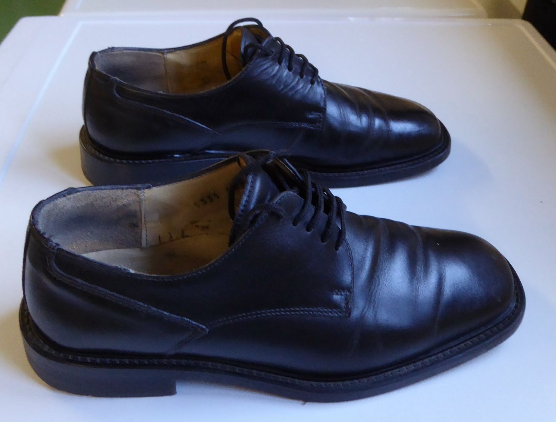 Scarpe da uomo: Lederschuhe Borell Grösse 41 schwarz – Usato da Spreitenbach venduto da Turbo_1105 2