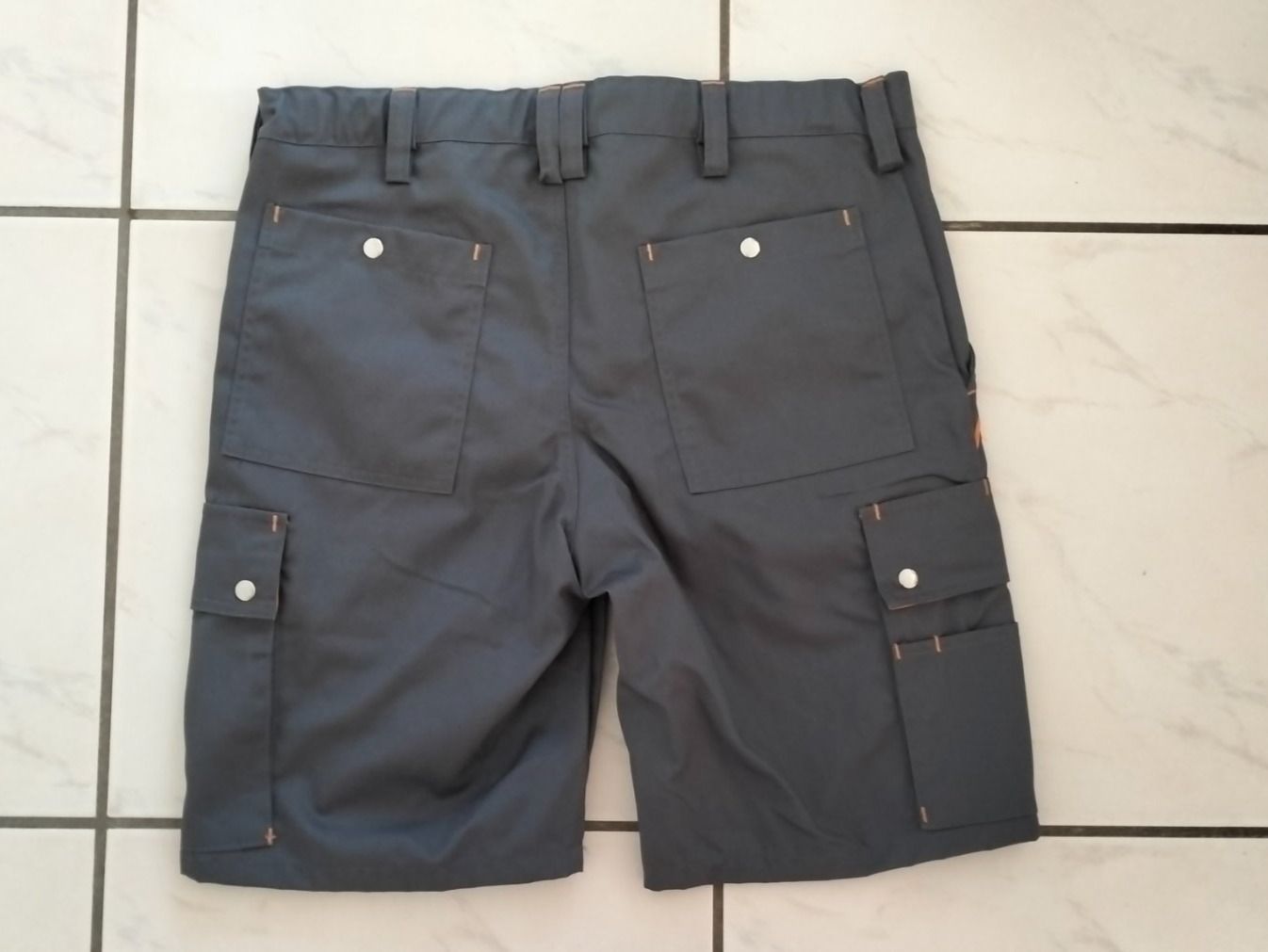 Pantaloni: Arbeitsshorts Gr.46 – Nuovo (secondo la descrizione) da Uerkheim venduto da Justi.y 1