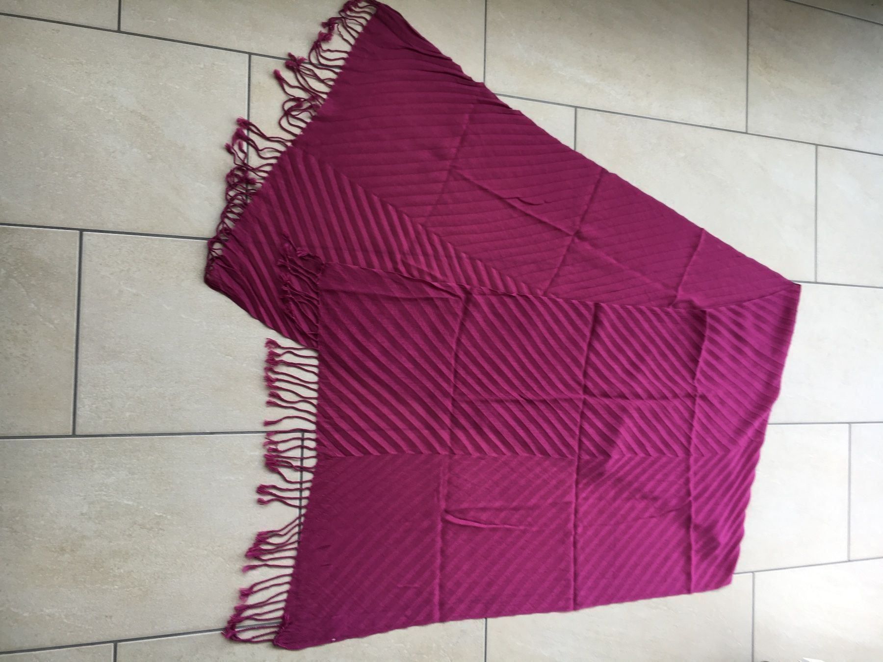 Foulard & Sciarpe: Schal – Usato da Kaltbrunn venduto da pooc1975