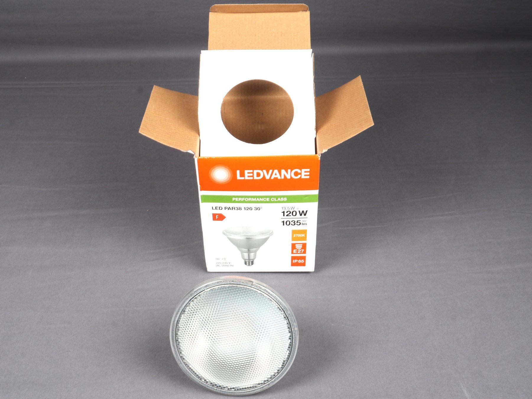 Lampade: LEDVANCE LED PAR38 12O 30° – Nuovo (secondo la descrizione) da Steinen venduto da Restwert_Steinen