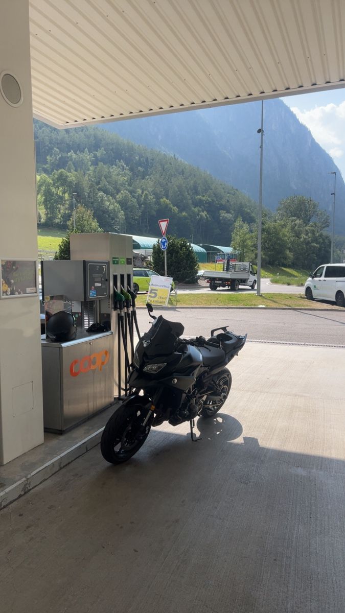 Yamaha Strada: Yamaha tracer 900 GT – Usato da Lausanne venduto da rob_k9cq 1