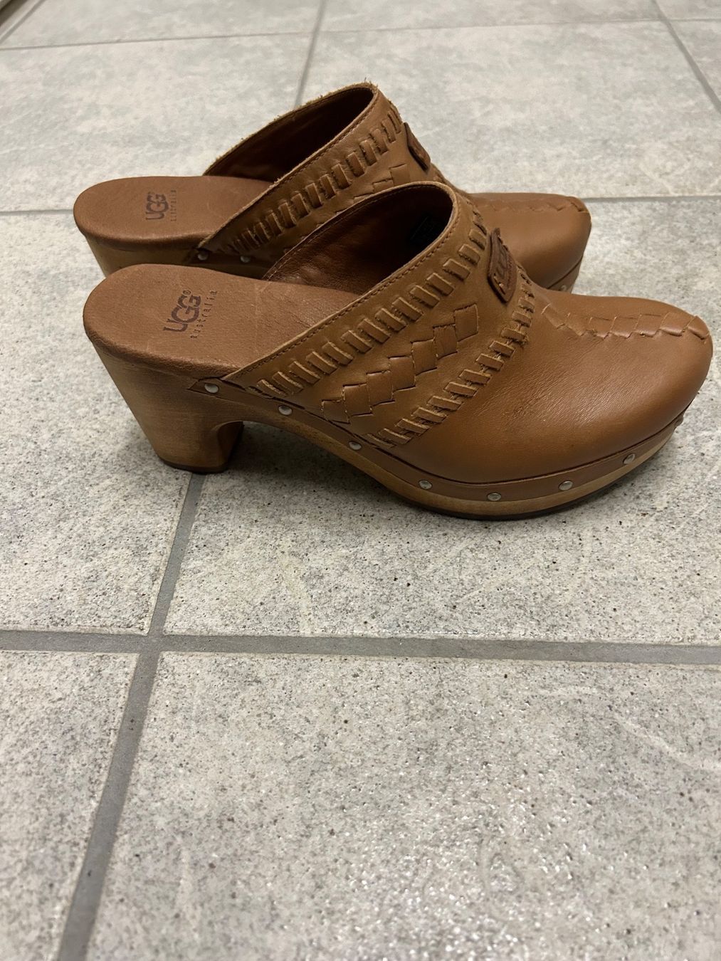 Ugg Scarpe da donna: Ugg Clogs in Braun - Grösse 36 - NEU – Usato da Zürich venduto da chicklet84 2