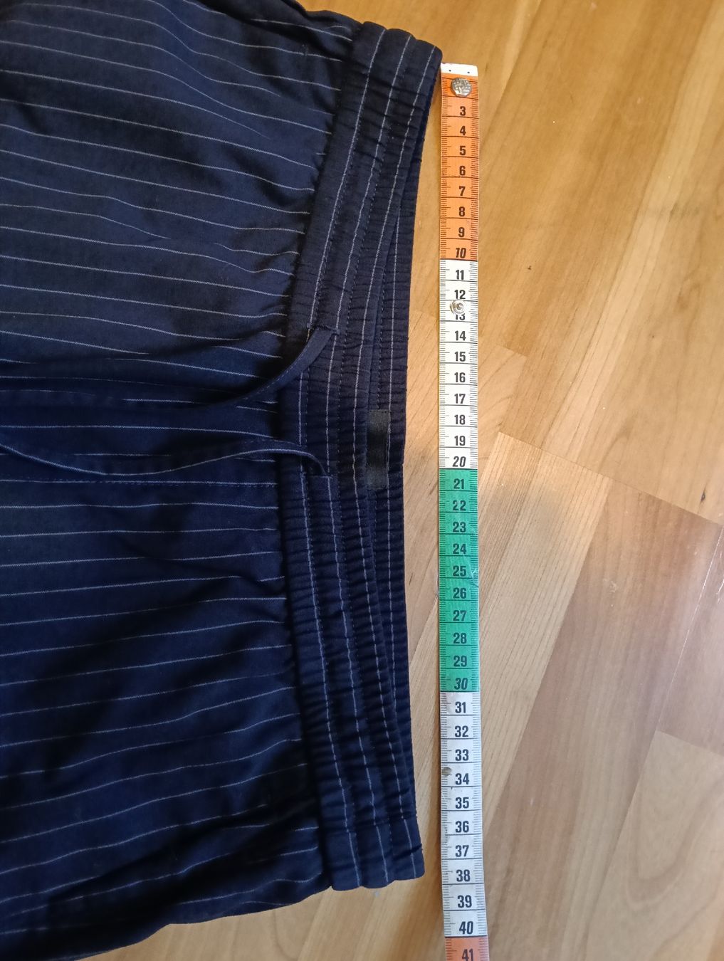 H&M Pantaloni: Hose / schwarz / Nadelstreifen – Nuovo (secondo la descrizione) da Binz venduto da HaK_79 4