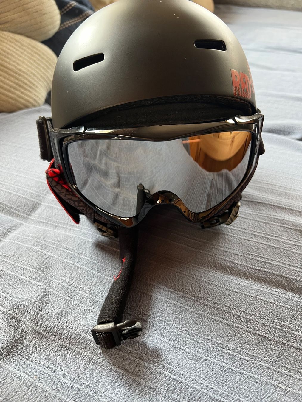 Caschi: Skihelm / Snowboardhelm RED Trace ll Grösse S – Usato da Stein AR venduto da Landliebe77