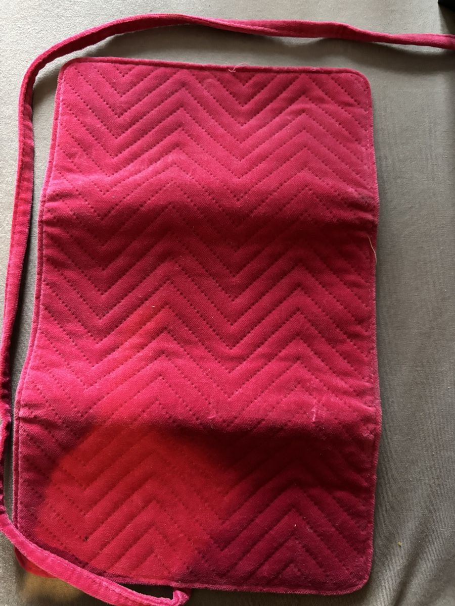Sezane Portagioie: Trousse de bijoux Sézane velours – Usato da Vevey venduto da mar_q6ms 1