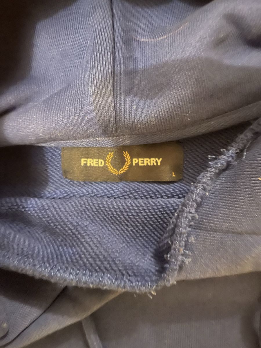 Fred Perry Pulls & Sweat-shirts: Fred Perry Pulli Blau Grösse L – Neuf (Voir description) à Kehrsatz par tim_jt86 3