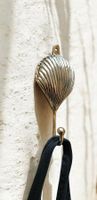 Crochet / Patère murale vintagebronze forme coquillage doré