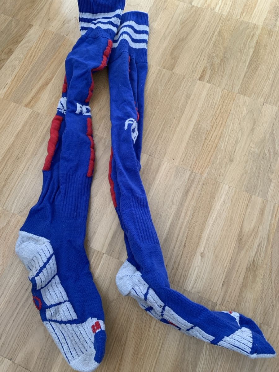 Adidas Chaussettes enfants: Fussballstülpen – D'occasion à Sissach par Hippo200