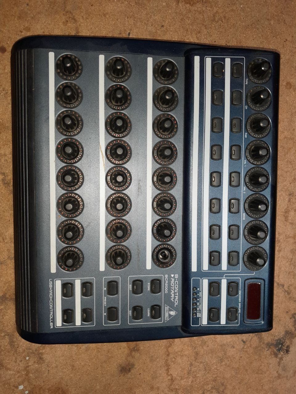 Mischpulte: Behringer BCF2000 + BCR2000 (Midi Controller) – Gebraucht aus Zürich von felipe010 1