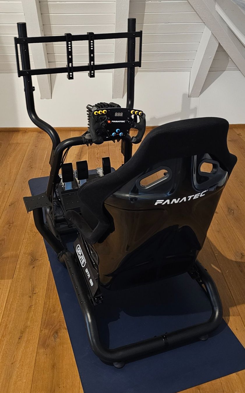 Fanatec Controller: Simracing Rig mit Fanatec DD pro Gran Turismo Bundle – Usato da Bad Zurzach venduto da Kissa7 1