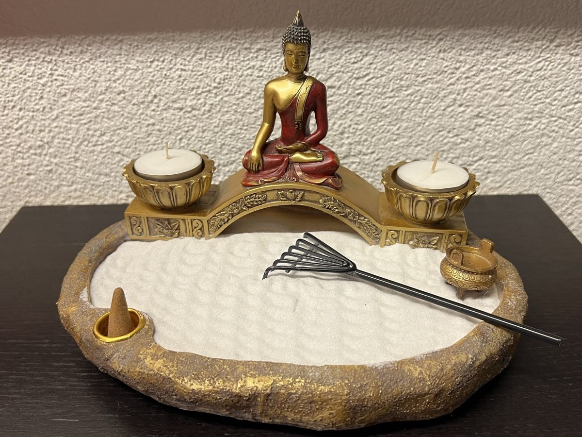 Alle Dekorationen: Buddha Zen Garten Deko – Defekt aus Zürich von rigani