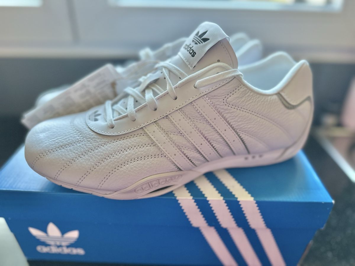 Adidas Scarpe da uomo: Adidas Adiracer Grösse 42 – Nuovo e nell'imballaggio originale da Adliswil venduto da surenya 1