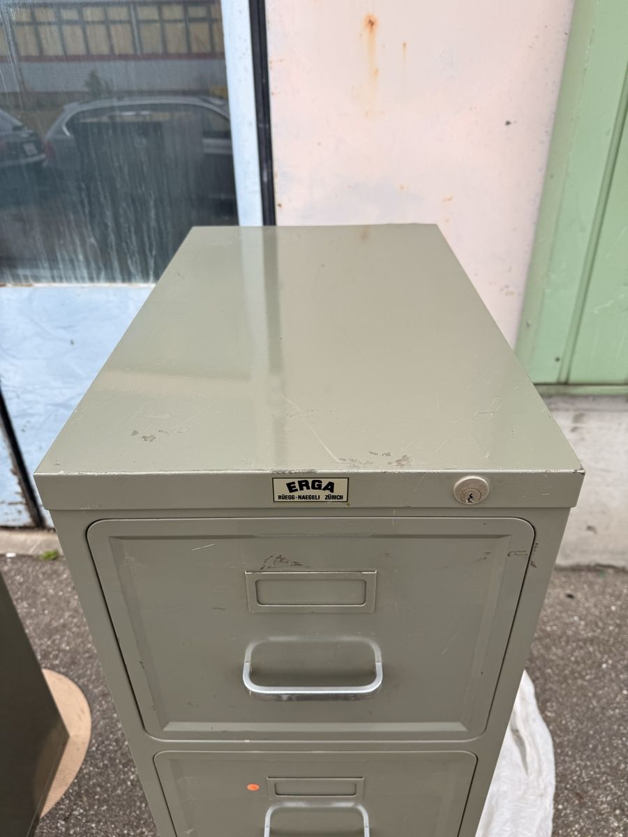 Armadi: Erga Aktenschrank  – Usato da Liestal venduto da Tschopp77 7