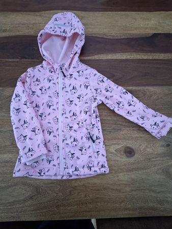 🍁✨🌈Herzige Softshelljacke Gr. 98/104 Neuwertig🌈✨🍁