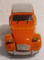 Citroën 2CV 6 - ORANGE  - Phare rectangulaire - Norev - 1/43