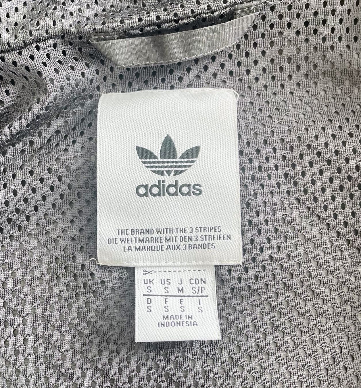 Adidas Giacche: Original Adidas Trainingsjacke Herren S – Usato da Urdorf venduto da RegulaRo 3