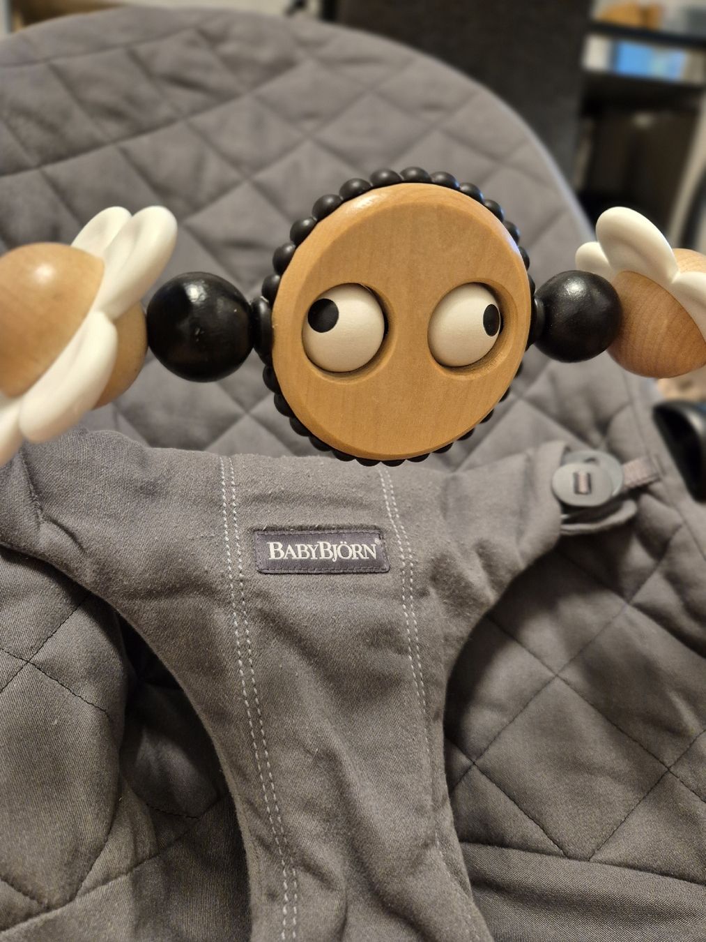Babybjörn Sdraiette & Sdraiette a dondolo: Babybjörn Wippe mit Spielzeug – Usato da Basel venduto da lia_mary 1
