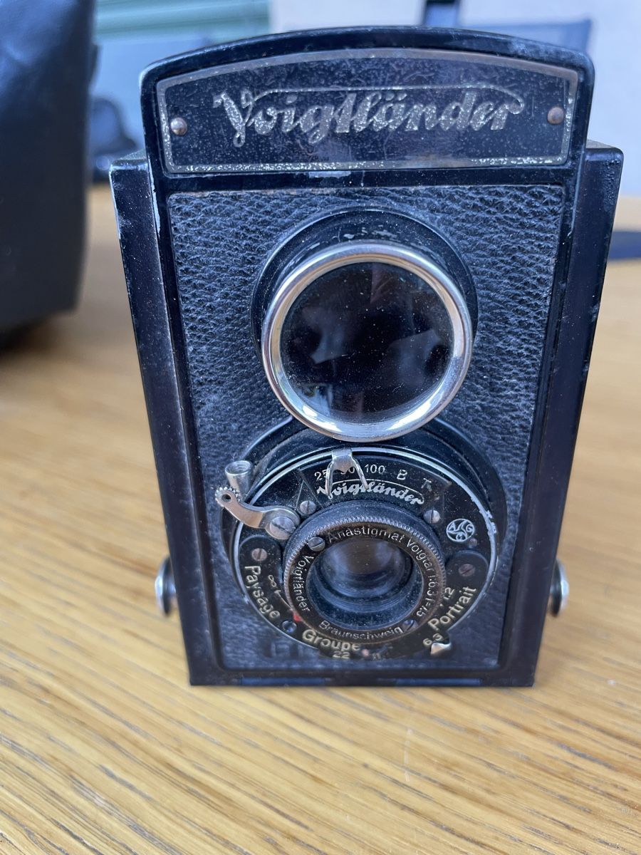 Voigtländer Fotocamera: Voigtländer Brillant – Usato da Chavannes-Renens venduto da Gr33 1