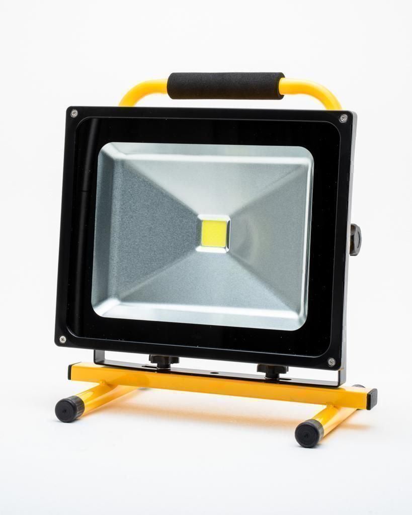 Lampade: Akku LED Scheinwerfer – Nuovo e nell'imballaggio originale da Zürich venduto da Elektro-Material 7