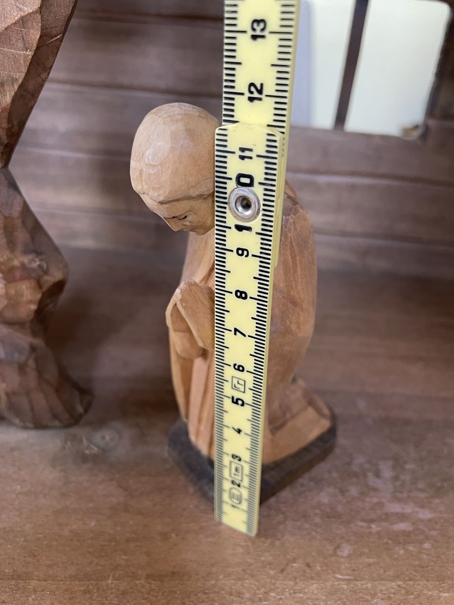 Statuette: Maria kniend E. Thomann Brienz – Usato da Flawil venduto da Naphtali 6