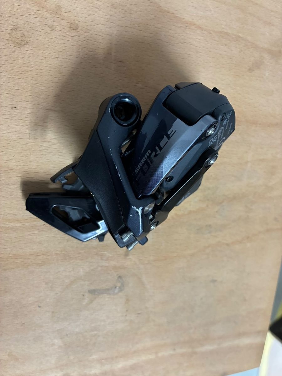 Pezzi di ricambio: Dérailleur arrière 12v Sram Force – Usato da Evionnaz venduto da nin_c2qy