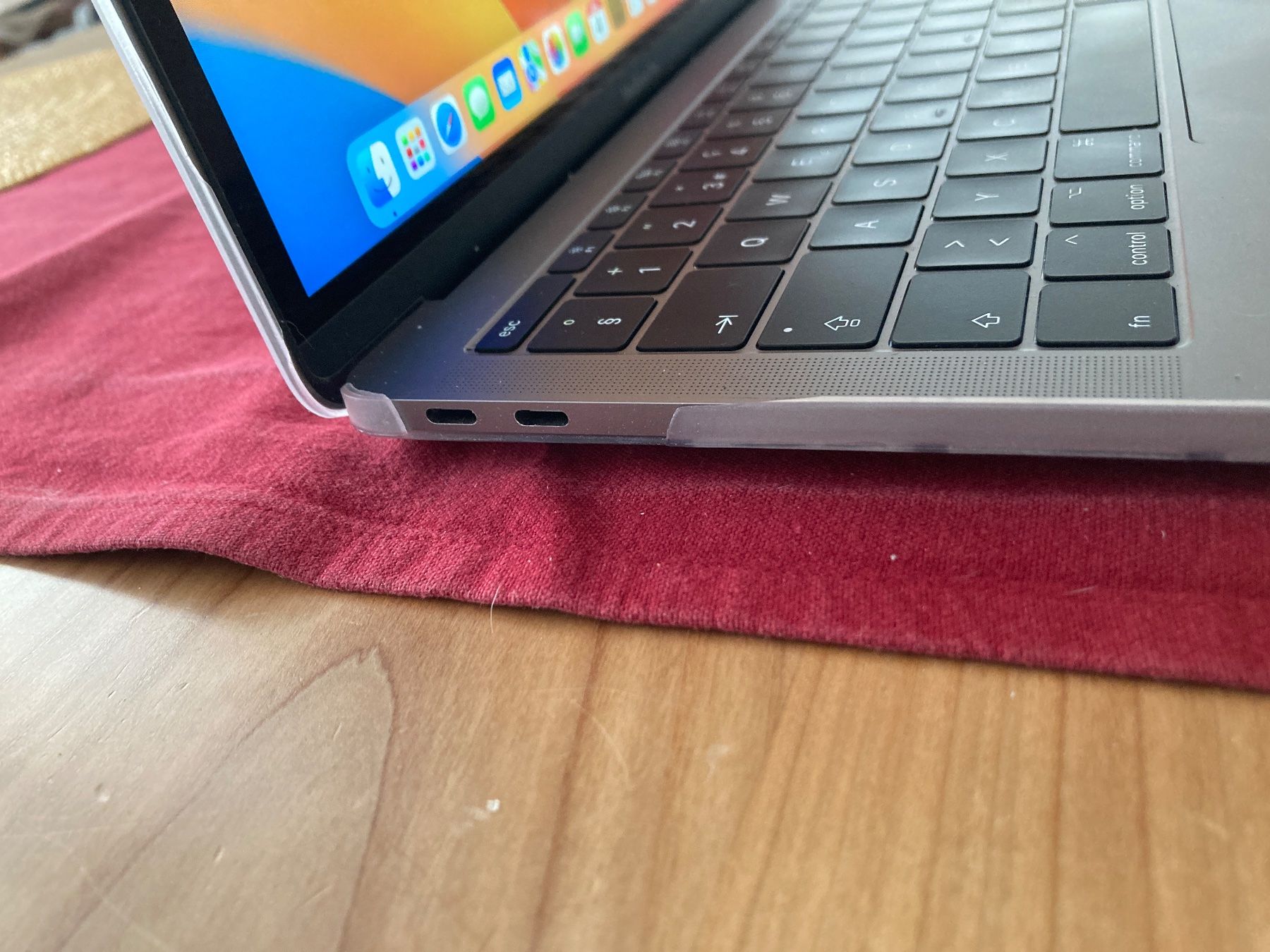 Apple Portables: MacBook Pro 13" 2017 / 500B SSD – D'occasion à Lupsingen par musicofnote1 5