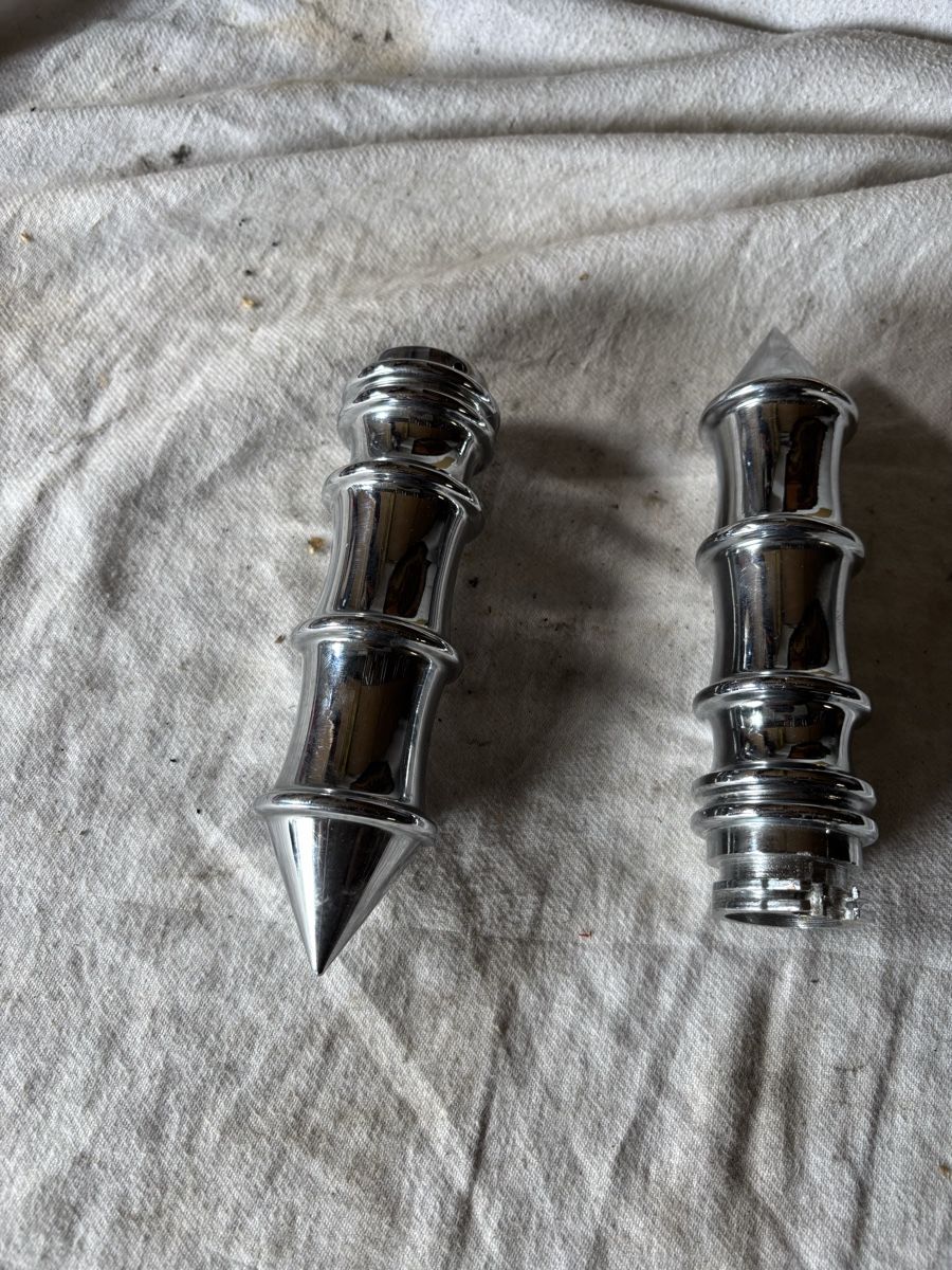 Harley-Davidson Alle Motorradersatzteile: Harley Davidson Lenker Griffe  – Gebraucht aus Schötz von Harley35 3