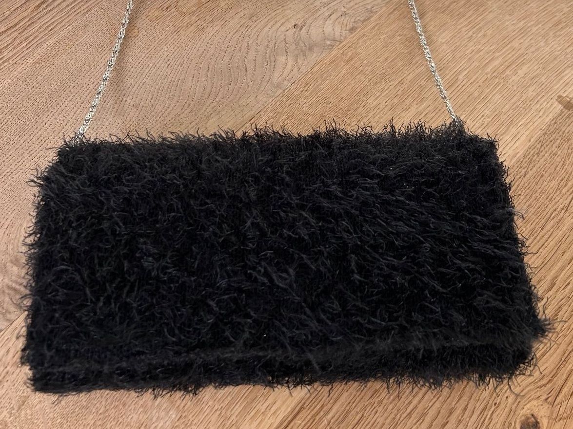 Borse da donna: Clutch / Abendtasche schwarz-silber – Nuovo (secondo la descrizione) da Rothenburg venduto da stacostaco