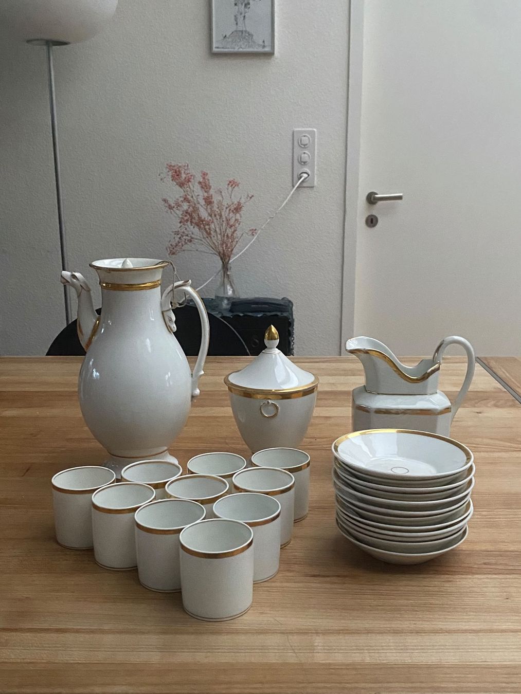Geschirrsets: Antikes Kaffeeservice, Art Deco – Gebraucht aus Zürich von Kikkomusashi 1