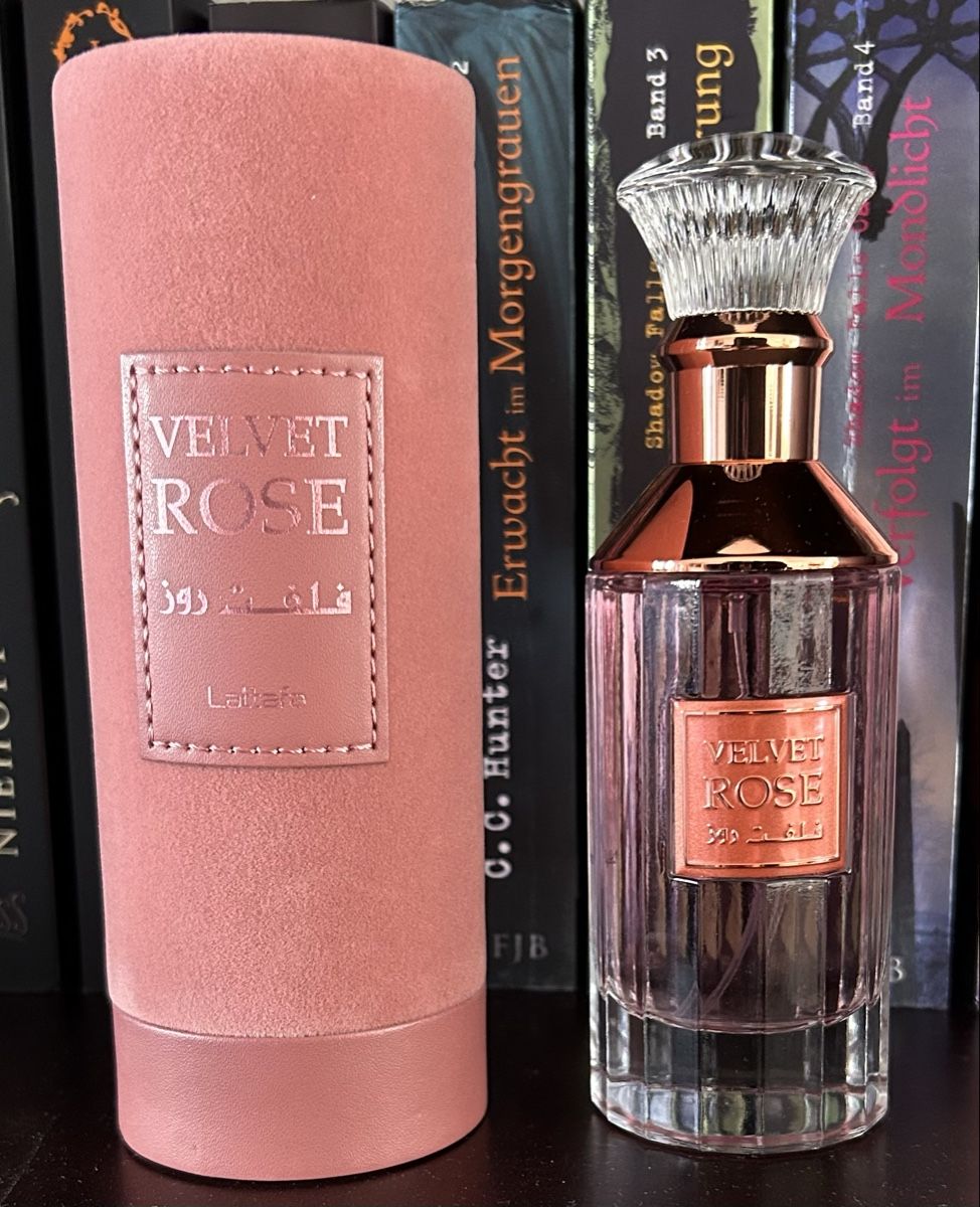 Lattafa Profumi & Eau de Toilette: Lattafa Velvet Rose Eau de Parfum 100ml – Nuovo (secondo la descrizione) da Auslikon venduto da Trollkjerring