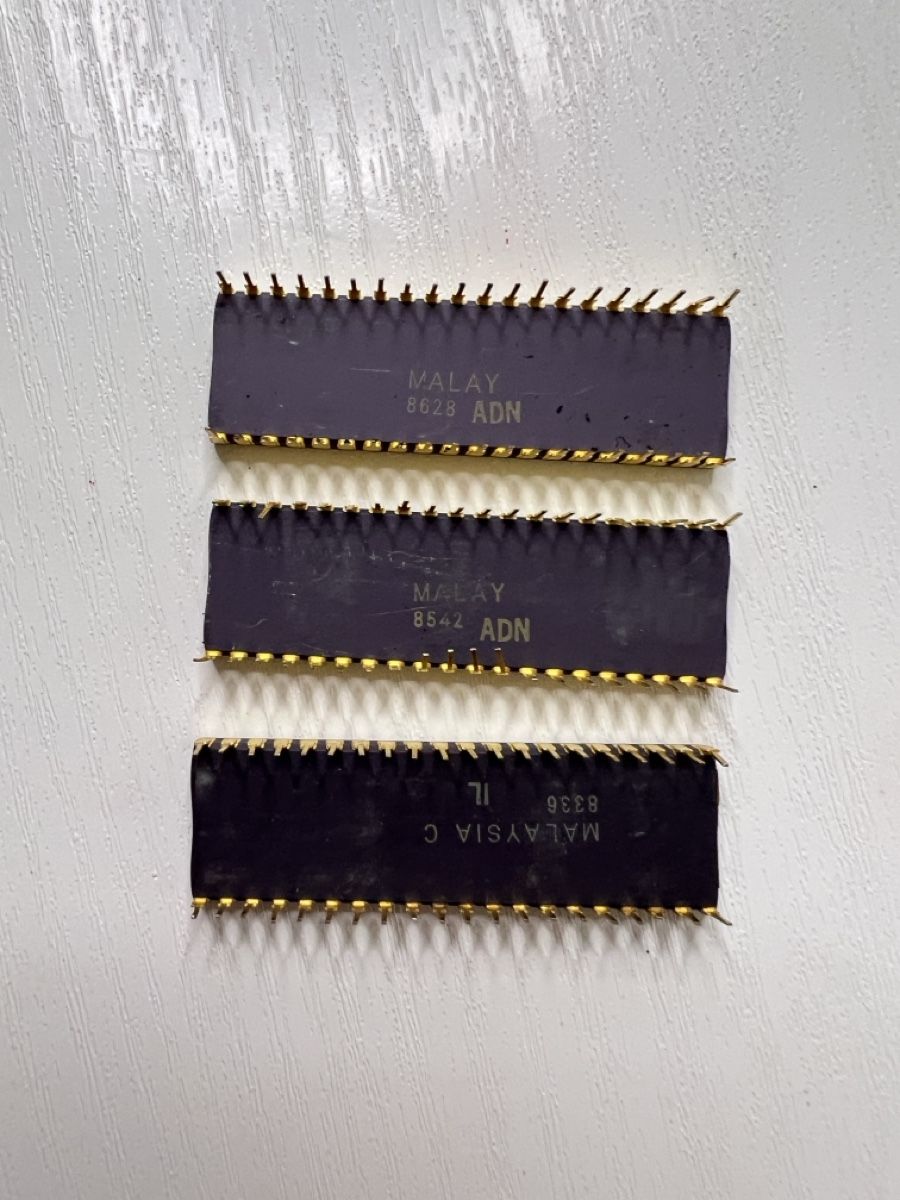 Componenti elettronici: 3x Intel 8087-3 Ceramic Math Coprocessor – C8087-1-3 – Usato da Unterengstringen venduto da Sehr1986 1