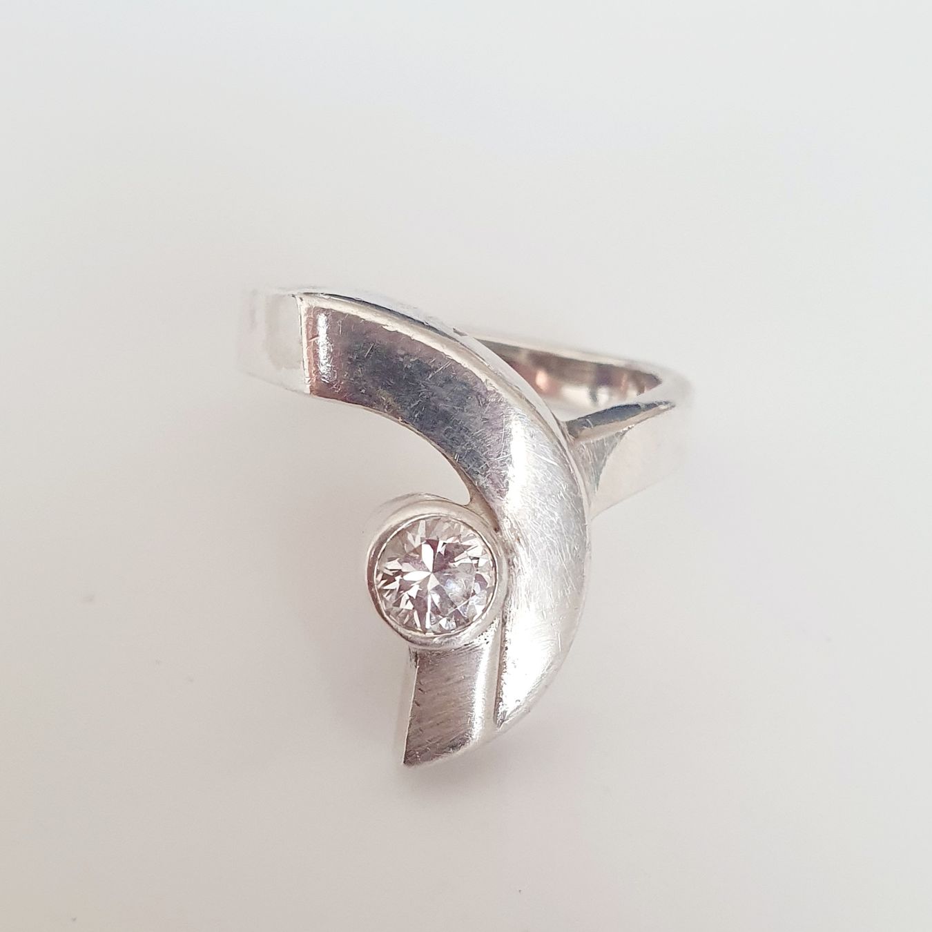 Bagues: Silberring 925 er  mit Stein Grösse  18,2 mm – D'occasion à Kreuzlingen par Wunderkiste123 3