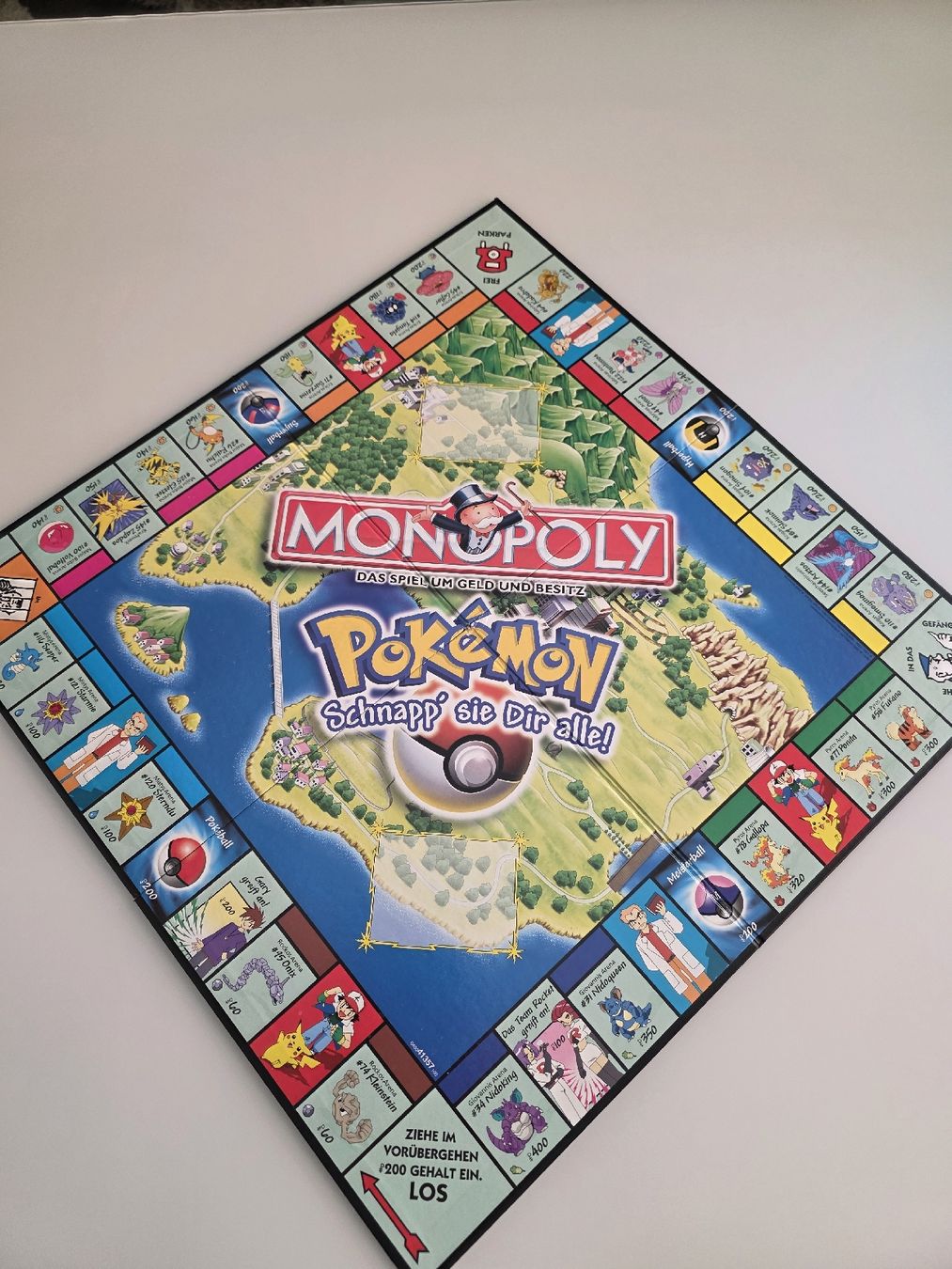 Parker Giochi: Pokémon Monopoly Sammel-Ausgabe – Usato da Alberswil venduto da mario889 2