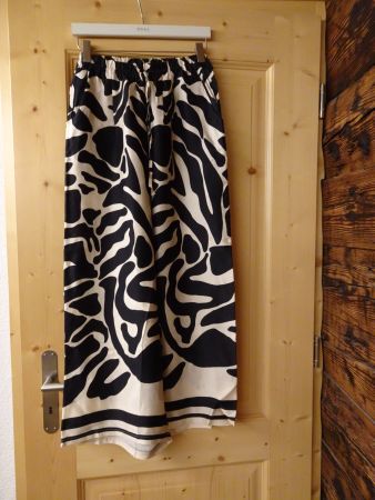 Spezielle Hose von Believe Italien Gr. S/M - 426134