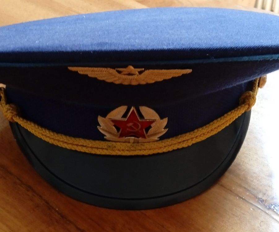 Mütze der Sowjetischen Luftwaffe (Gebraucht) in Bern für CHF 18 – mit ...