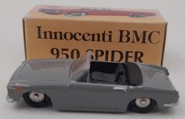 Innocenti BMC 950 Spider cabriolet gris miniature métal