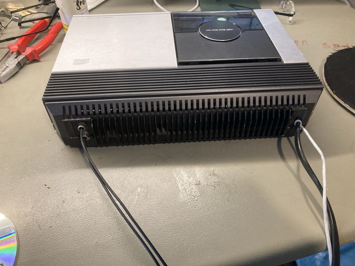 Grundig Multimediaplayer & Streamer: Grundig CD 30 cd player , first generation  – Gebraucht aus Zürich von  2