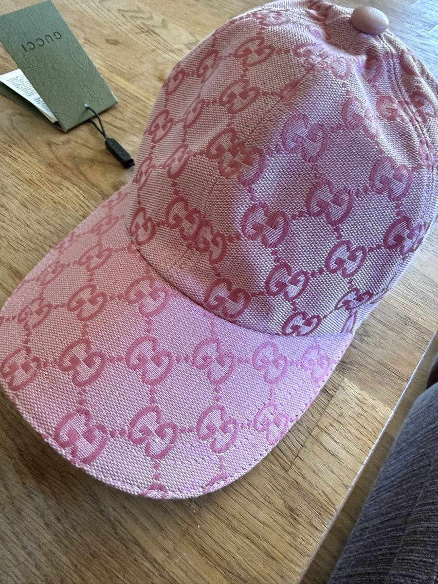Gucci Chapeaux, bonnets & casquettes: Gucci hat – Neuf avec emballage d'origine à Villars-sur-Ollon par SamBammm 1