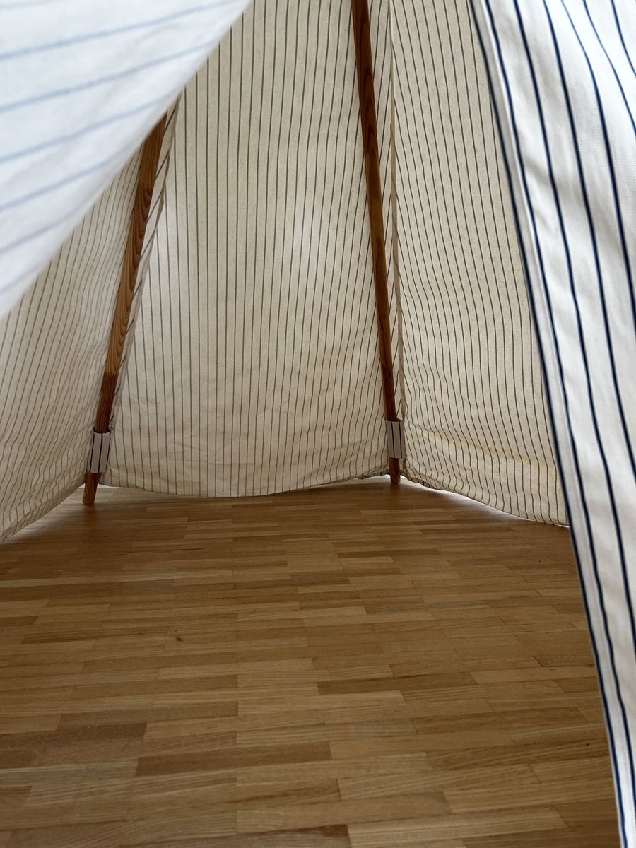 Nobodinoz Sonstige Kinderbetten & -möbel: Nobodinoz Tipi Zelt mit Teppich  – Gebraucht aus St. Gallen von Kiwi023 4