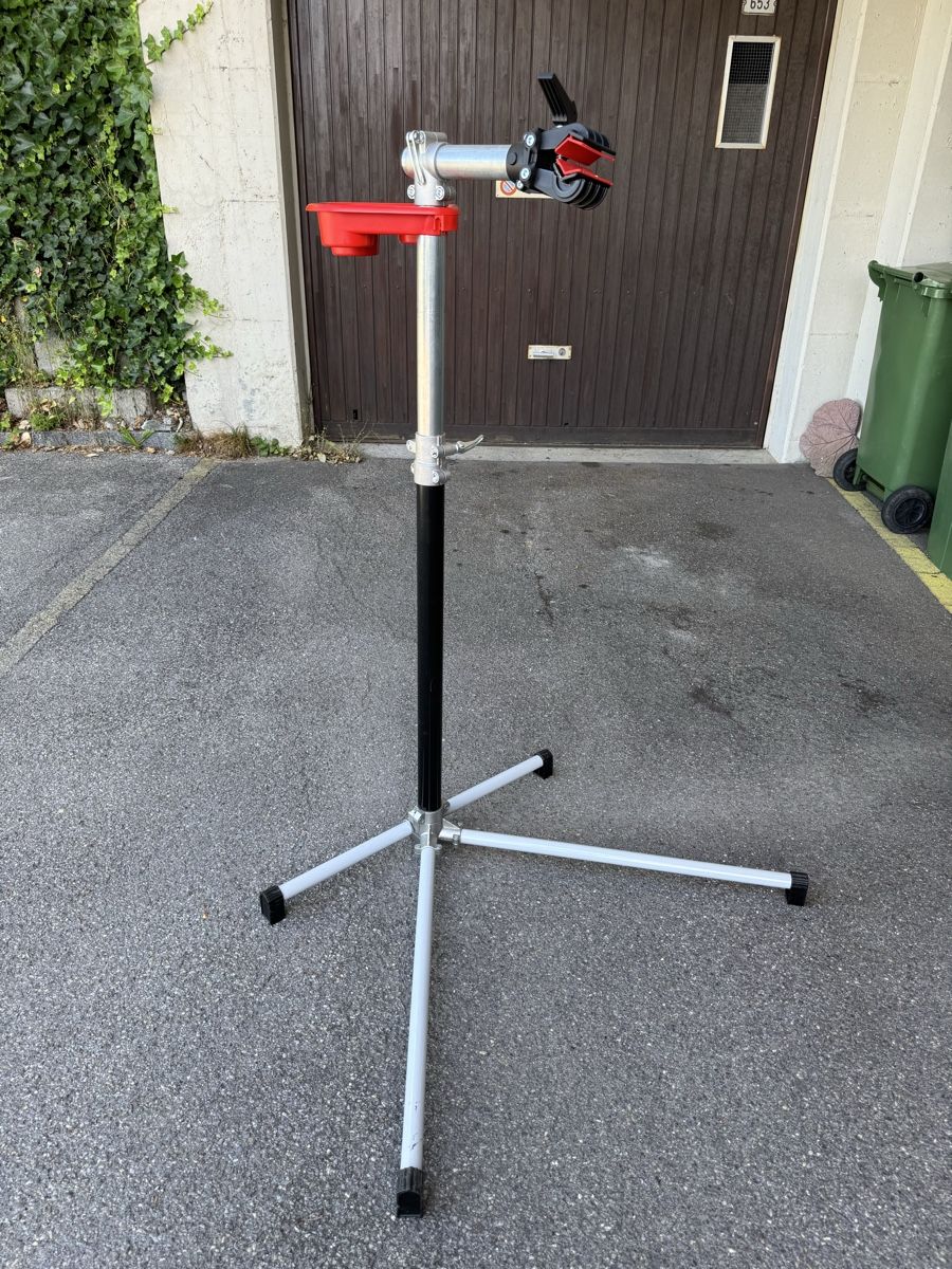 Altro per Ottica: Velo Reparaturständer – Usato da Männedorf venduto da m.lutz