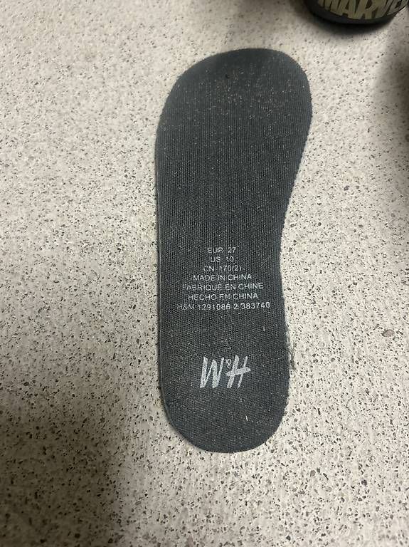 Schuhe für Jungen: Marvel H&M Gummistiefel 27 – Gebraucht aus Zollikon von JuRock 4