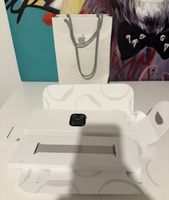 Apple Watch série 11 42 mm titane naturel CEL