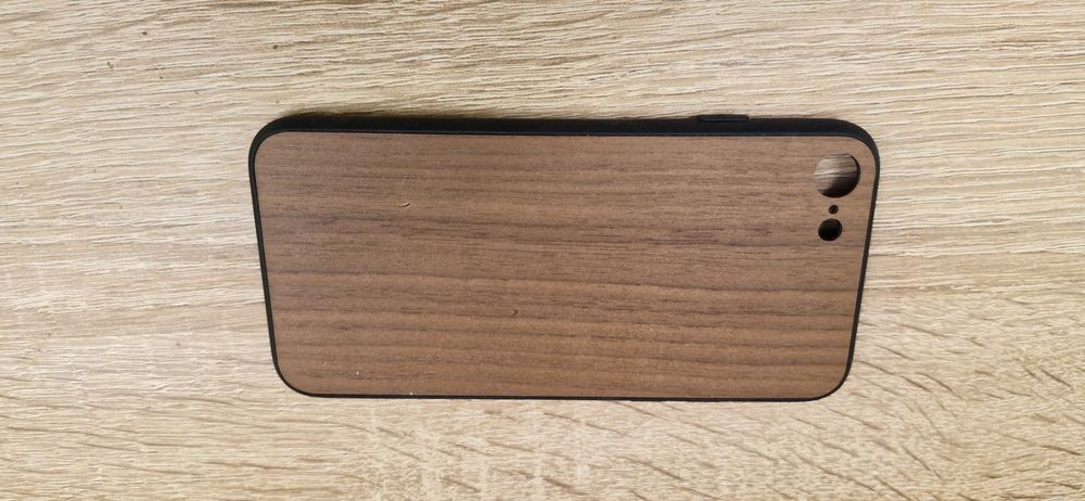 iPhone SE (2nd generation) hülle mit holzmuster | Kaufen auf Ricardo