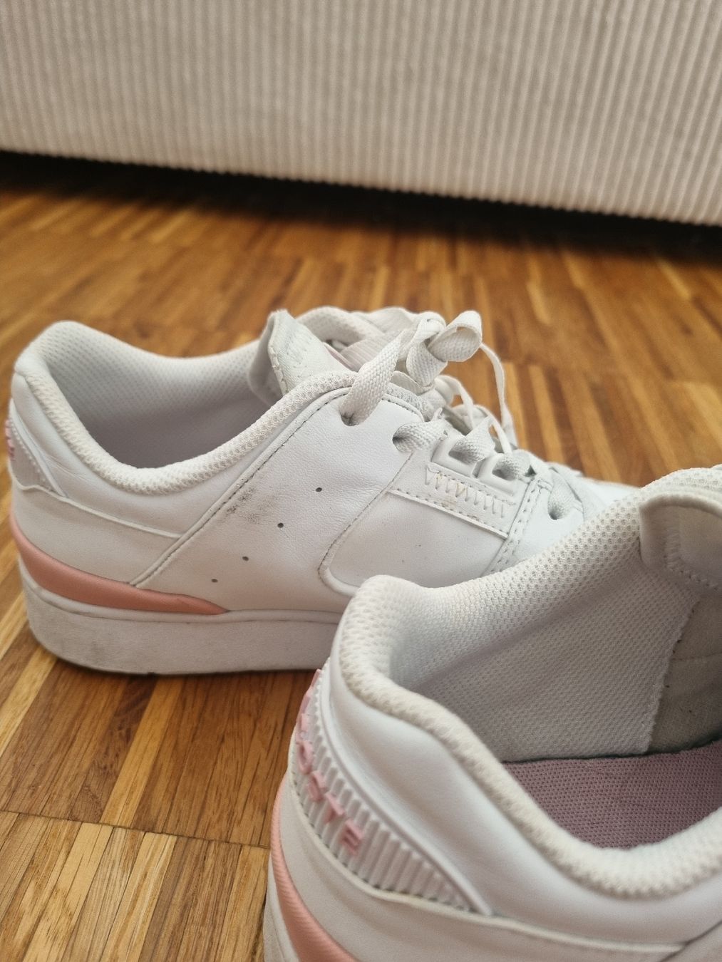 Lacoste Scarpe da donna: Lacoste Sneaker Gr. 38 – Usato da Meilen venduto da Angelinaa98 5
